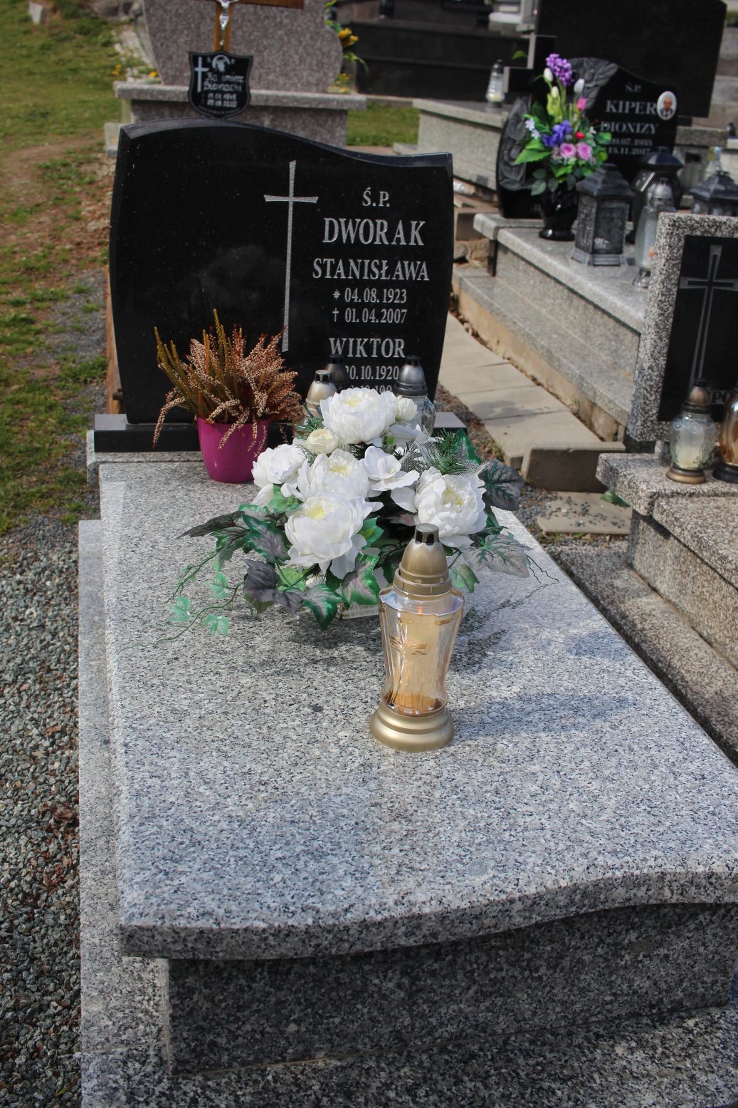 Stanisława Dworak  1923 Nowa Ruda - Grobonet - Wyszukiwarka osób pochowanych