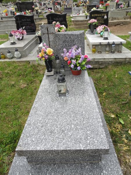 Grób Józef Ząbik