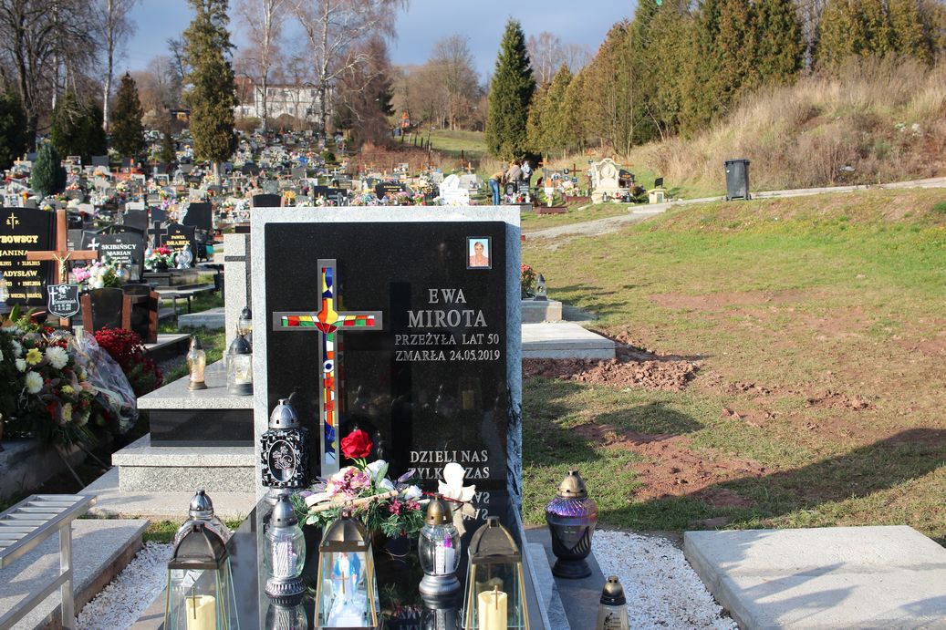 Ewa Mirota 1968 Nowa Ruda - Grobonet - Wyszukiwarka osób pochowanych