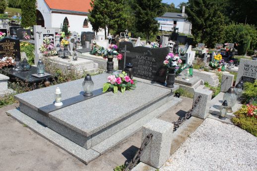 Grób Wiktor Kościuk