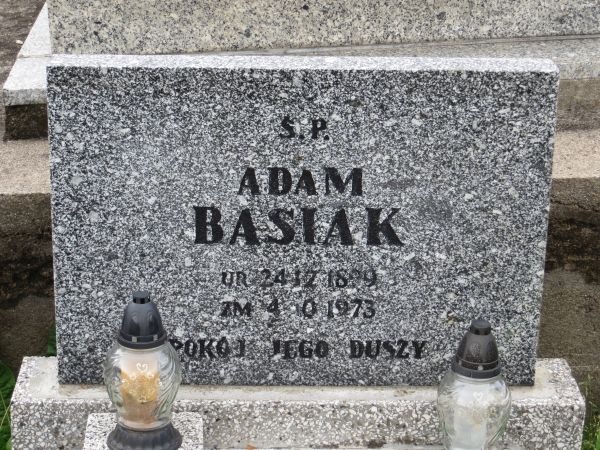 Adam Basiak 1899 Nowa Ruda - Grobonet - Wyszukiwarka osób pochowanych