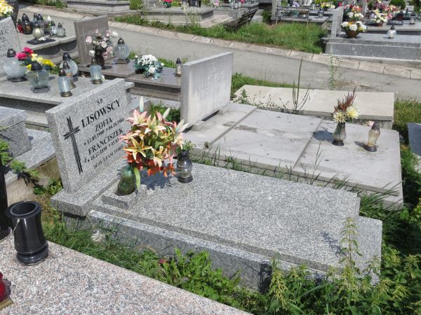 Grób Franciszek Lisowski