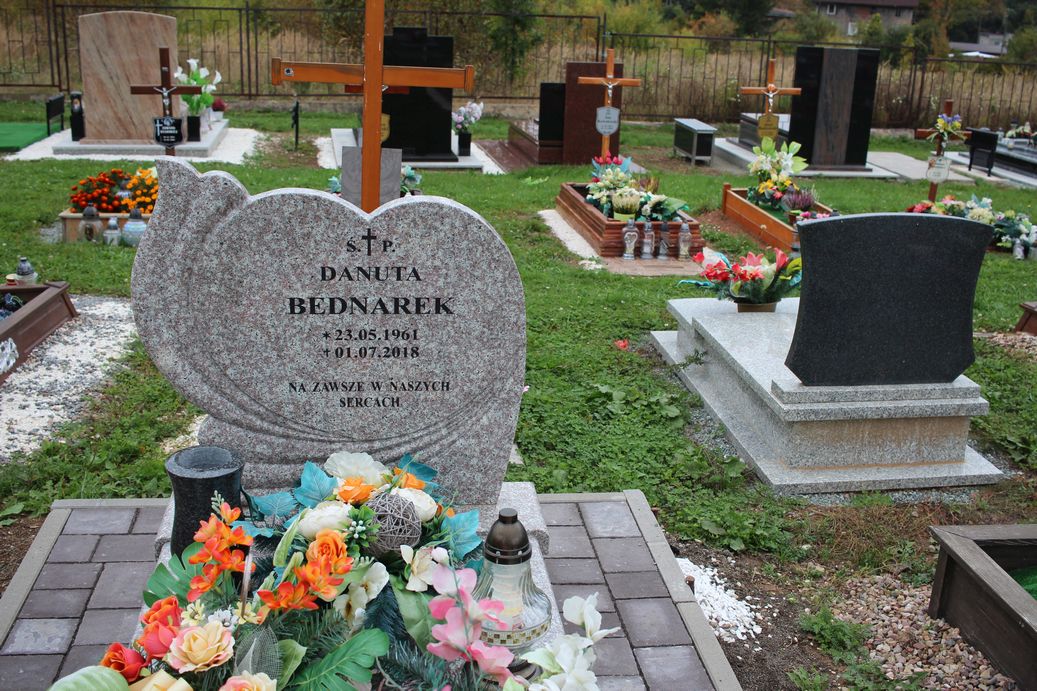 Danuta Bednarek 1961 Nowa Ruda - Grobonet - Wyszukiwarka osób pochowanych