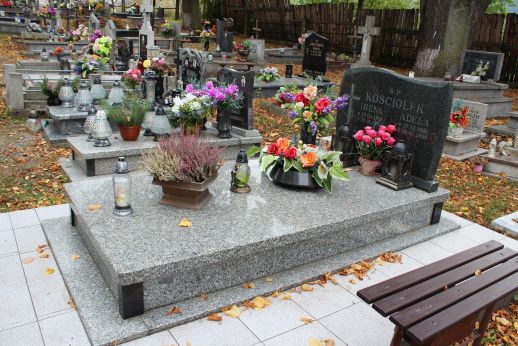 Grób Adela Kościołek