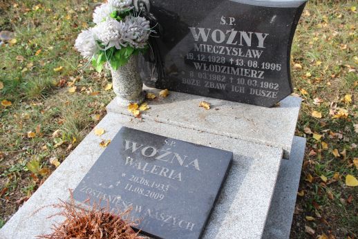 Grób Mieczysław Woźny