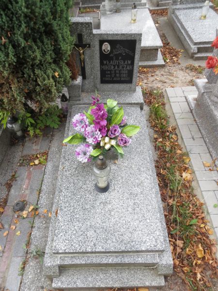 Grób Władysław Mikołajczak