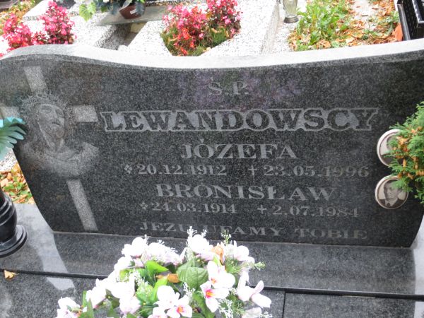 Bronisław Lewandowski 1914 Nowa Ruda - Grobonet - Wyszukiwarka osób pochowanych