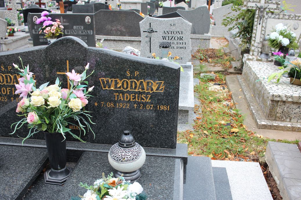 Tadeusz Włodarz 1922 Nowa Ruda - Grobonet - Wyszukiwarka osób pochowanych